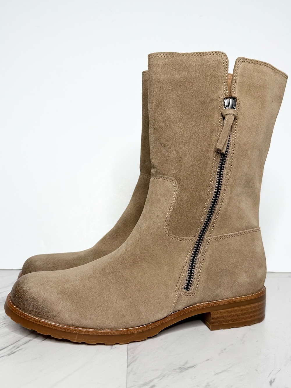 New! Sofft Betty Light Brown Suede Boot 8M